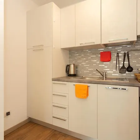 The Best Rent - With Terrace Close To Dergano 米兰