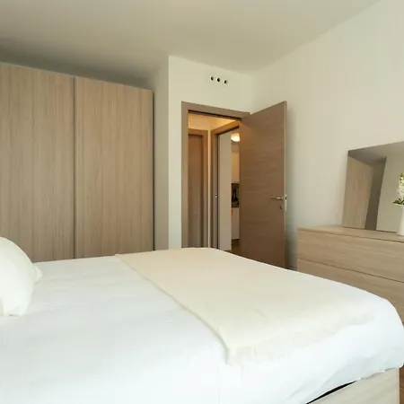 The Best Rent - With Terrace Close To Dergano *